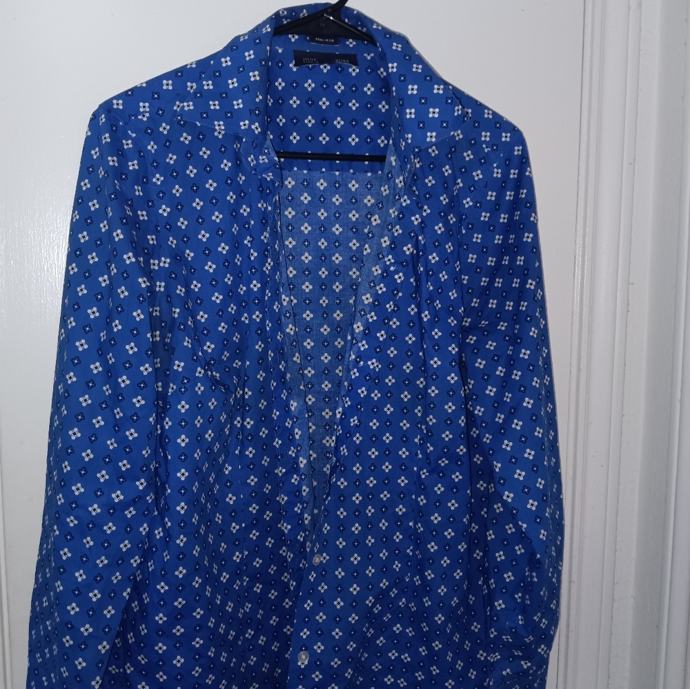 Women's Jones New York blue button down blouse